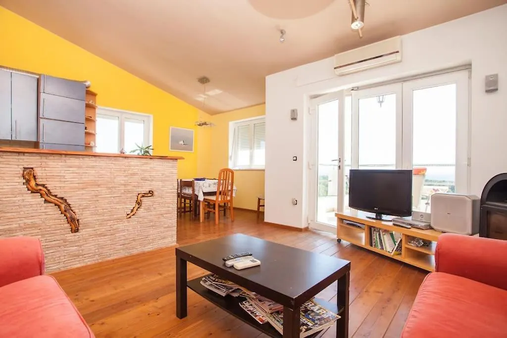 Apartman Iva Ližnjan